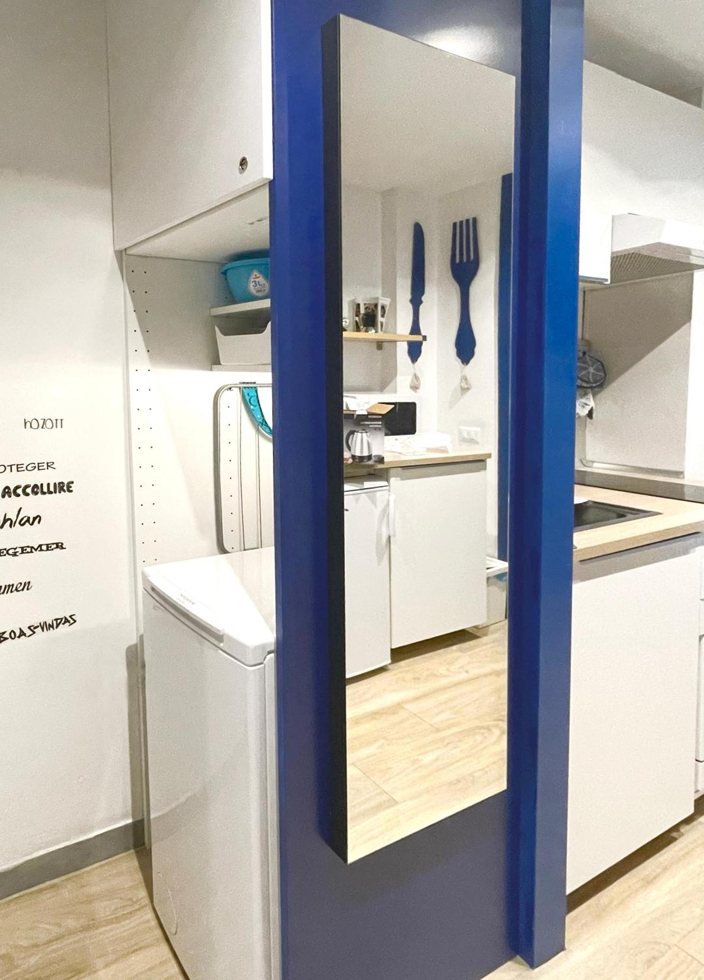Appartamento Blu A Milano Zona Ripamonti Vicino Allo Ieo Eksteriør billede